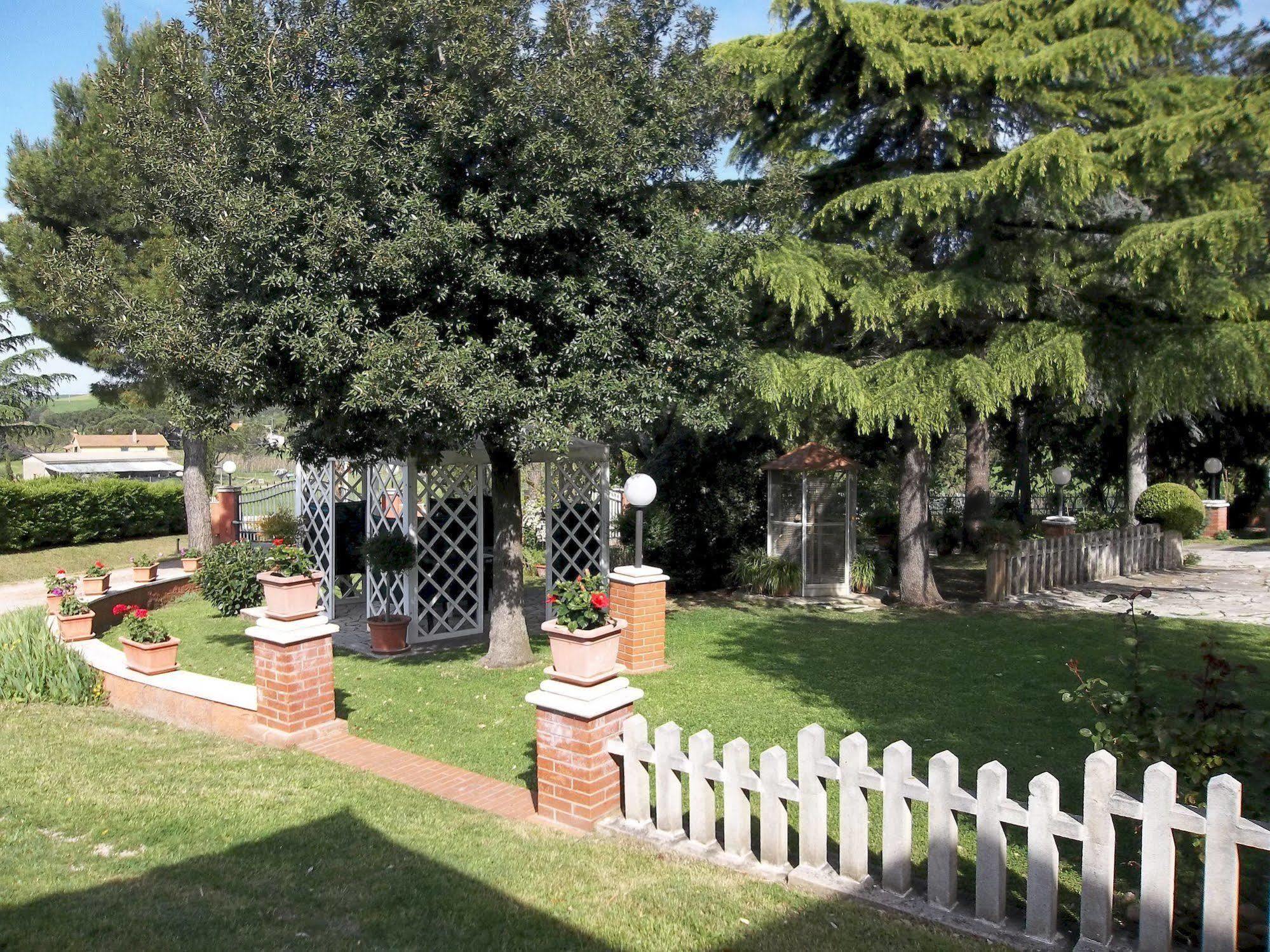 Agriturismo Galeazzi Marsiliana Exteriér fotografie